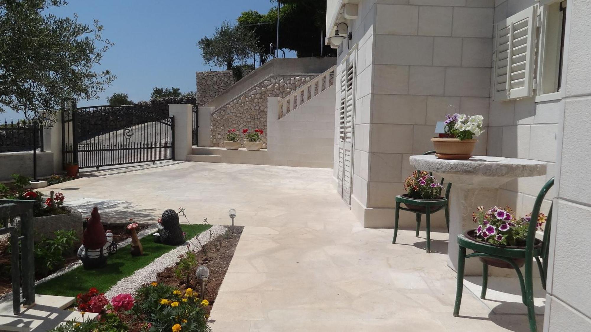 Apartments Branka - 30 M From Beach Севид Екстериор снимка